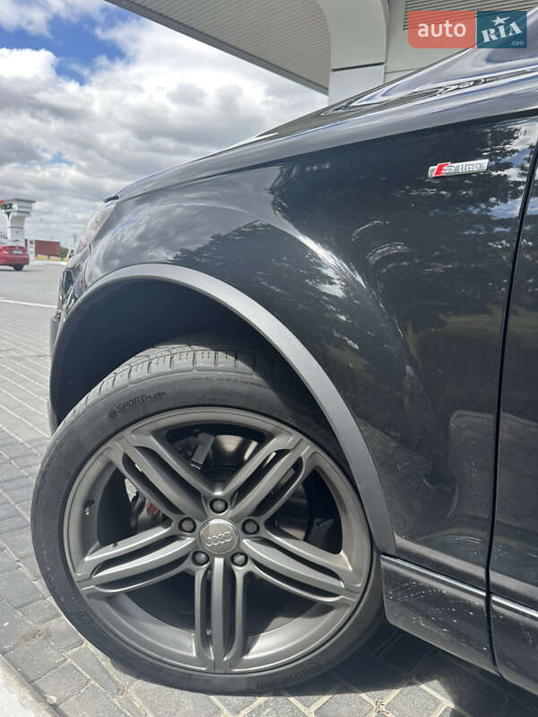 Внедорожник / Кроссовер Audi Q7 2013 в Одессе