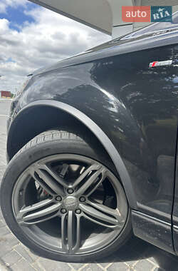 Внедорожник / Кроссовер Audi Q7 2013 в 