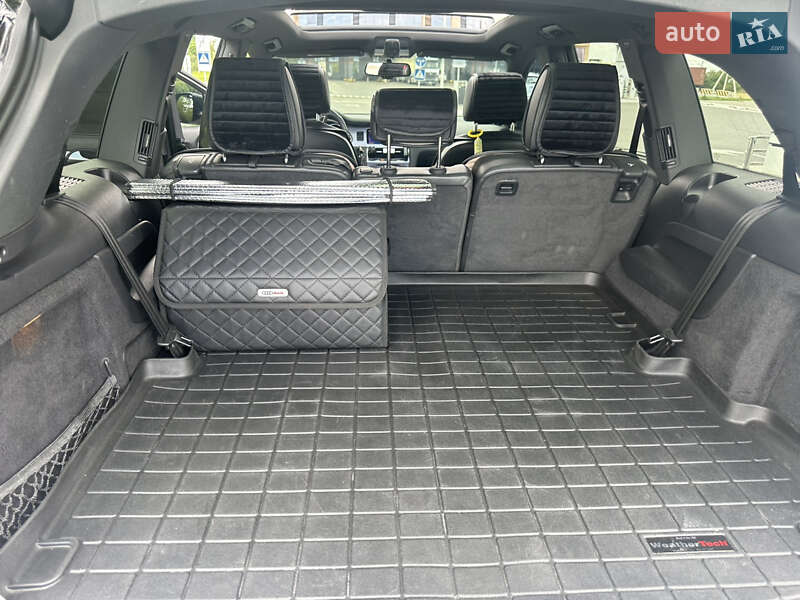 Внедорожник / Кроссовер Audi Q7 2013 в Одессе