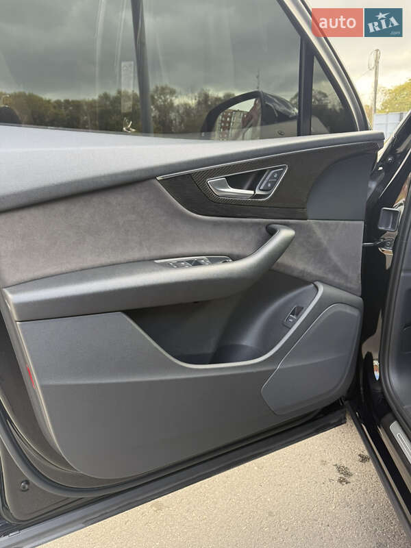 Внедорожник / Кроссовер Audi Q7 2017 в Днепре фото 19 Внедорожник / Кроссовер Audi Q7 2017 в Днепре