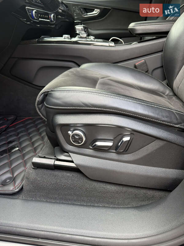 Внедорожник / Кроссовер Audi Q7 2017 в Днепре фото 26 Внедорожник / Кроссовер Audi Q7 2017 в Днепре