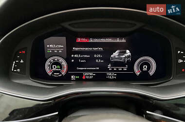 Позашляховик / Кросовер Audi Q7 2019 в 