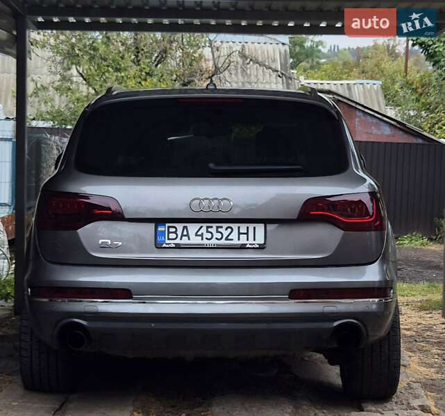 Внедорожник / Кроссовер Audi Q7 2010 в Одессе