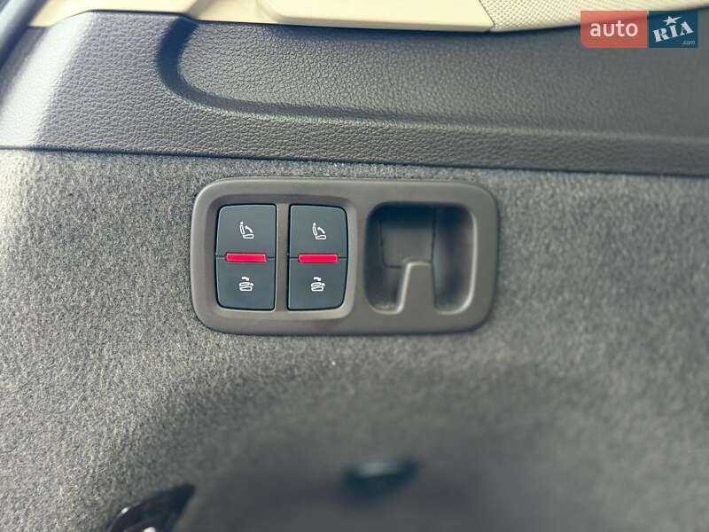 Внедорожник / Кроссовер Audi Q7 2016 в Львове фото 35 Внедорожник / Кроссовер Audi Q7 2016 в Львове