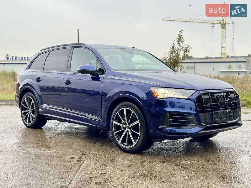Позашляховик / Кросовер Audi Q7 2020 в Івано-Франківську