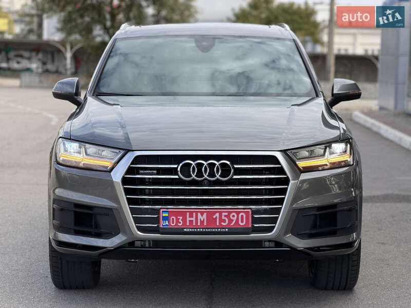 Позашляховик / Кросовер Audi Q7 2017 в Запоріжжі