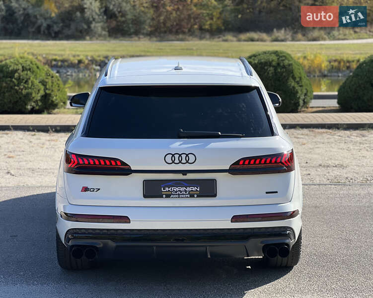 Внедорожник / Кроссовер Audi Q7 2021 в Днепре