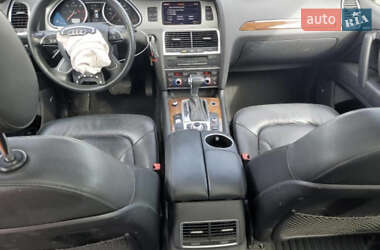 Внедорожник / Кроссовер Audi Q7 2015 в 