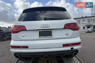 Внедорожник / Кроссовер Audi Q7 2015 в 