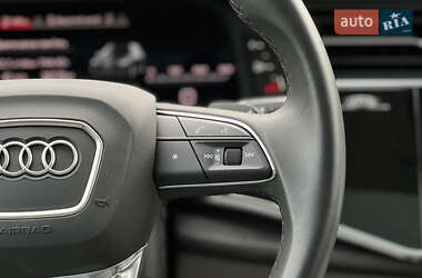 Внедорожник / Кроссовер Audi Q7 2022 в 