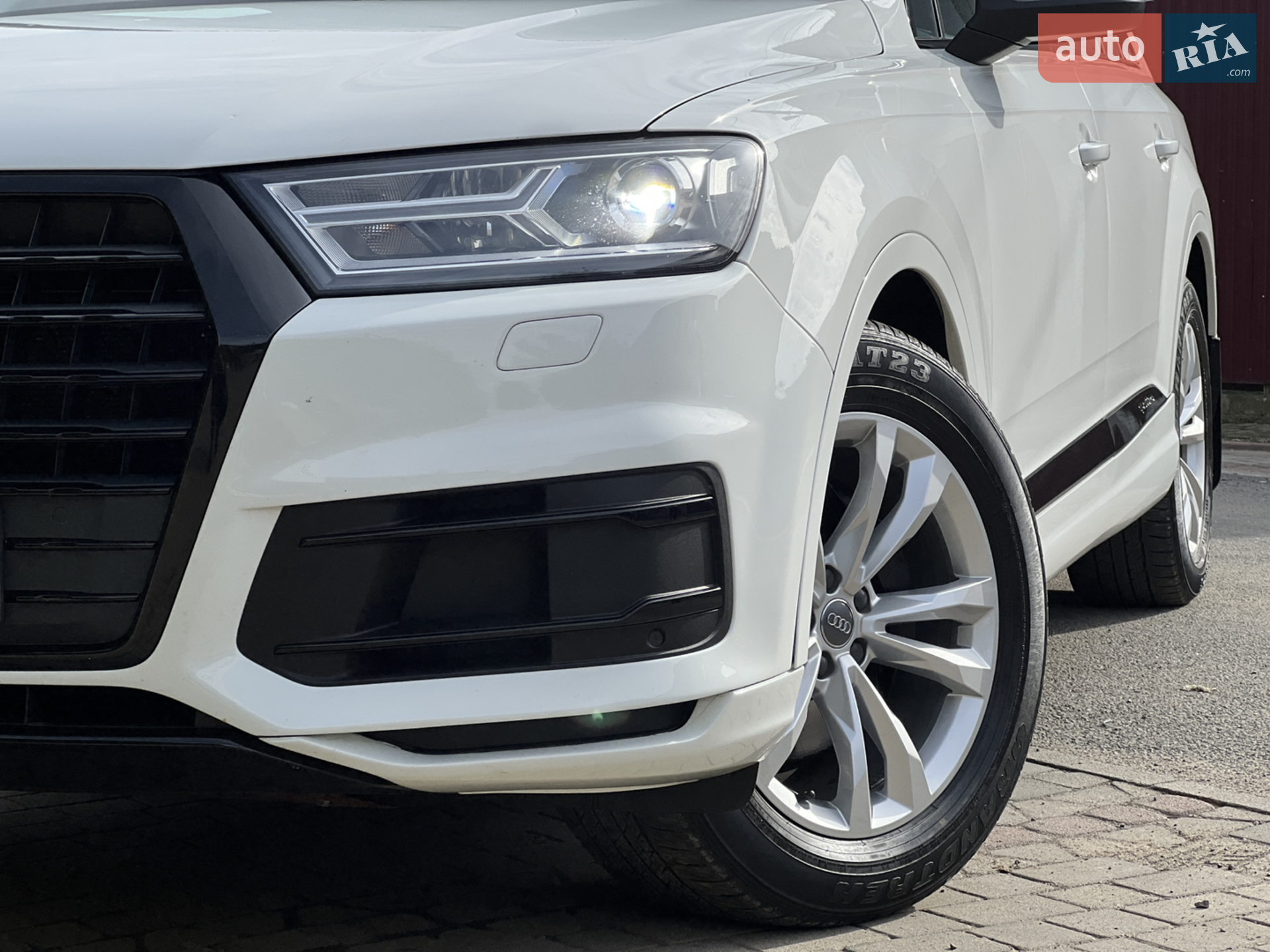 2017 Audi Q7 - мініатюра 3