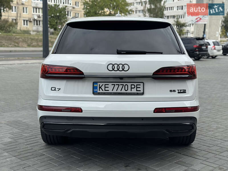 Внедорожник / Кроссовер Audi Q7 2020 в Днепре