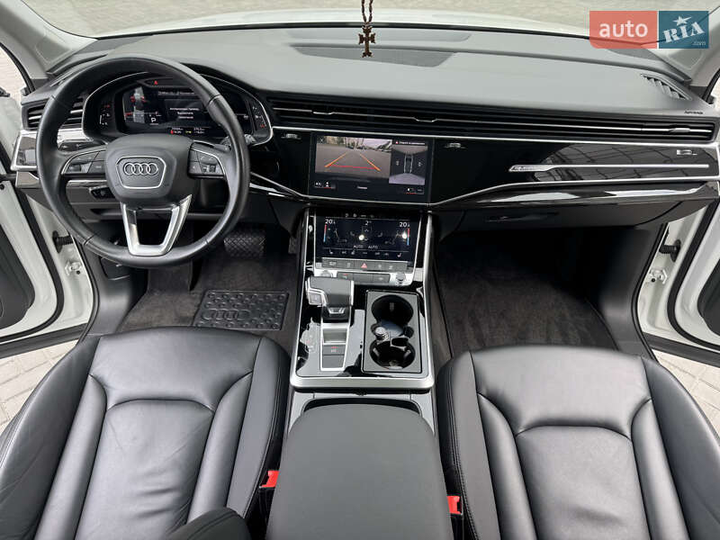 Внедорожник / Кроссовер Audi Q7 2020 в Днепре