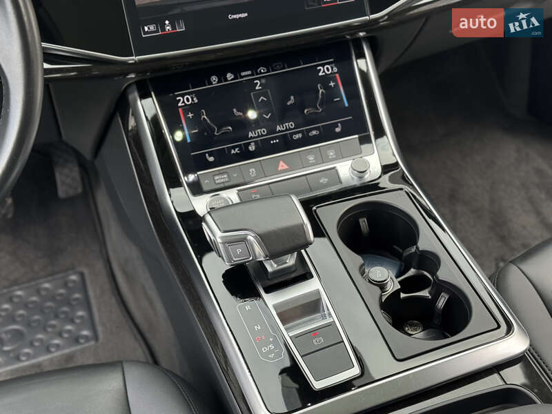 Внедорожник / Кроссовер Audi Q7 2020 в Днепре