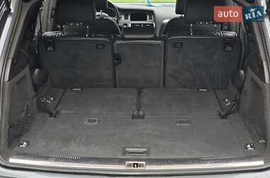 Позашляховик / Кросовер Audi Q7 2011 в 