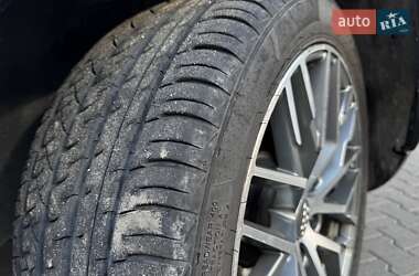 Позашляховик / Кросовер Audi Q7 2010 в 