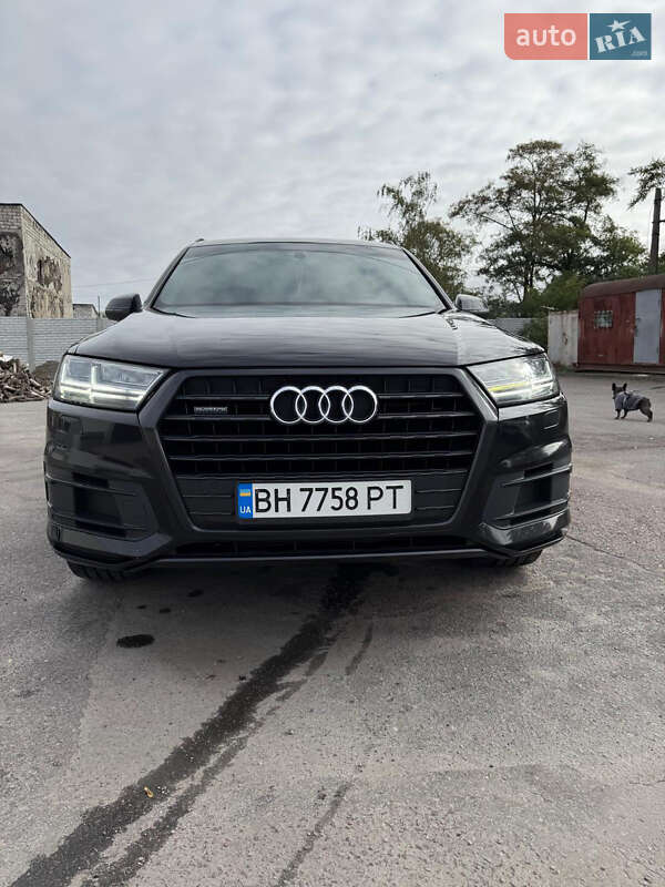 Audi Q7 2017