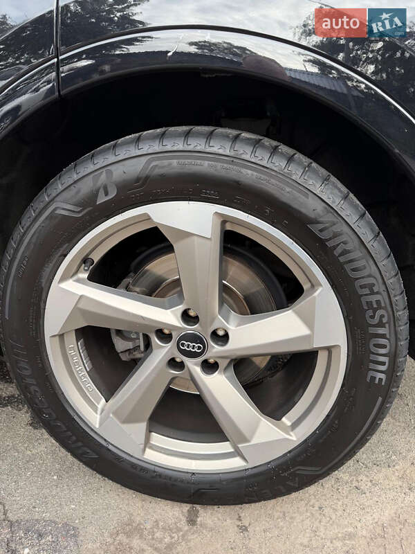 Позашляховик / Кросовер Audi Q7 2017 в Кременчуці