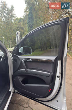 Позашляховик / Кросовер Audi Q7 2014 в 