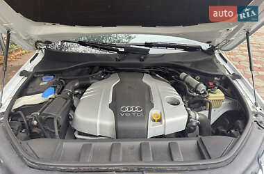 Позашляховик / Кросовер Audi Q7 2014 в 