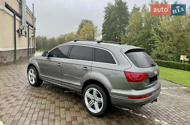 Позашляховик / Кросовер Audi Q7 2011 в 
