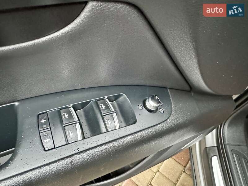 Позашляховик / Кросовер Audi Q7 2011 в Чернівцях