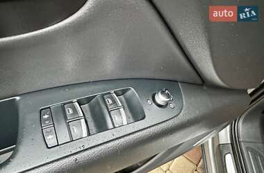 Позашляховик / Кросовер Audi Q7 2011 в 