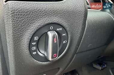 Позашляховик / Кросовер Audi Q7 2011 в 