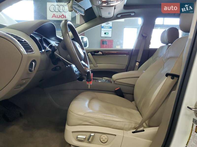 Внедорожник / Кроссовер Audi Q7 2014 в Ровно