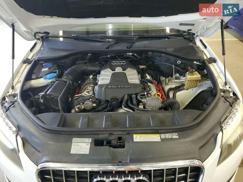 Внедорожник / Кроссовер Audi Q7 2014 в Ровно