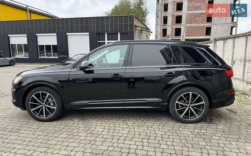 Позашляховик / Кросовер Audi Q7 2020 в Львові