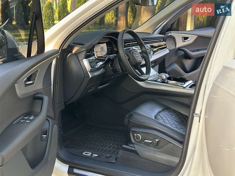 Позашляховик / Кросовер Audi Q7 2023 в Харкові