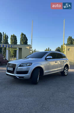 Позашляховик / Кросовер Audi Q7 2015 в Кривому Розі