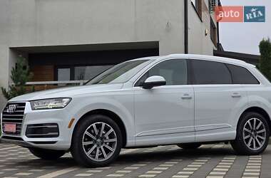 Внедорожник / Кроссовер Audi Q7 2017 в 