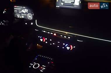 Внедорожник / Кроссовер Audi Q7 2017 в 