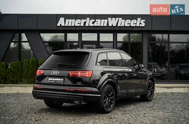 Внедорожник / Кроссовер Audi Q7 2017 в 
