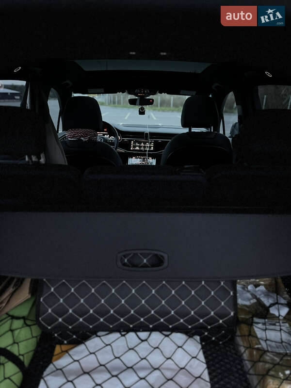 Внедорожник / Кроссовер Audi Q7 2020 в Виннице