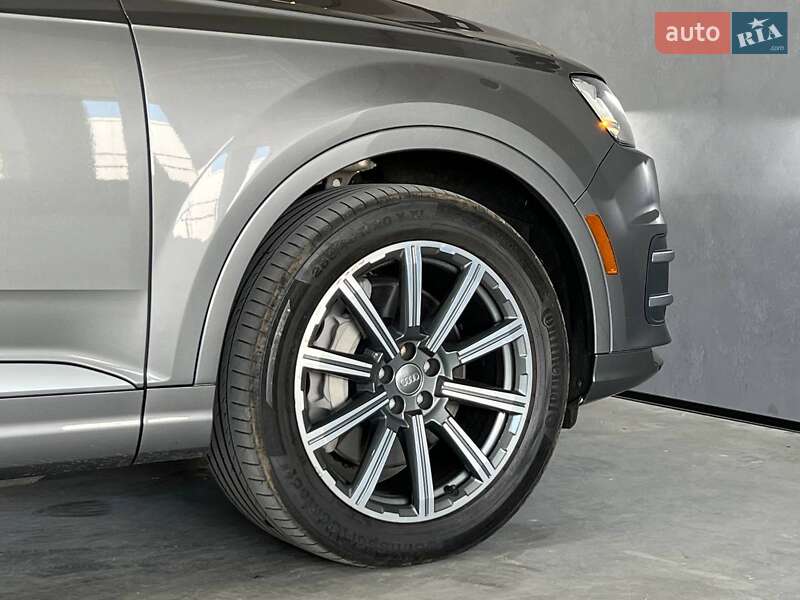 Позашляховик / Кросовер Audi Q7 2015 в Одесі