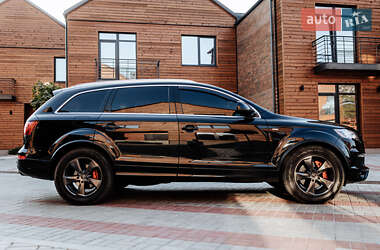 Внедорожник / Кроссовер Audi Q7 2010 в 