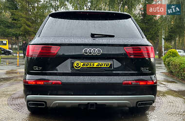 Позашляховик / Кросовер Audi Q7 2017 в 