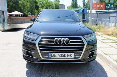 Внедорожник / Кроссовер Audi Q7 2017 в Южноукраинске