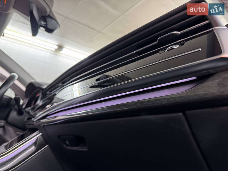 Внедорожник / Кроссовер Audi Q7 2020 в Киеве