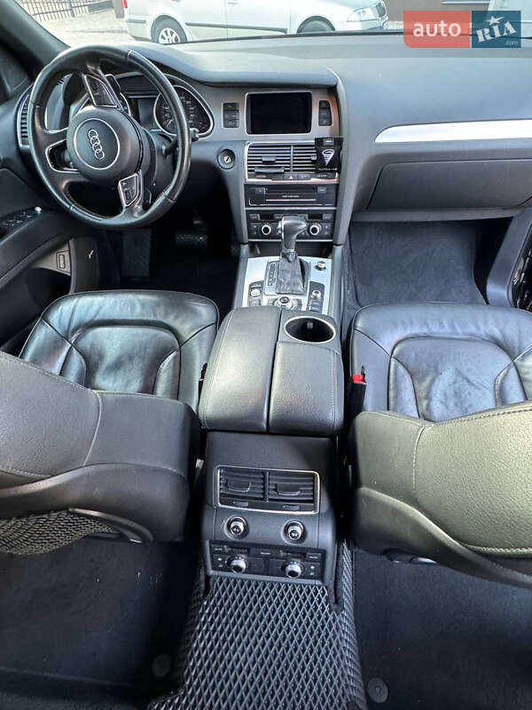 Позашляховик / Кросовер Audi Q7 2013 в Кременчуці