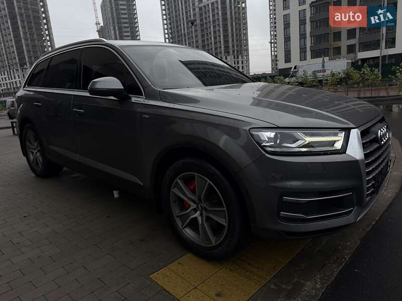 Внедорожник / Кроссовер Audi Q7 2016 в Киеве фото 27 Внедорожник / Кроссовер Audi Q7 2016 в Киеве