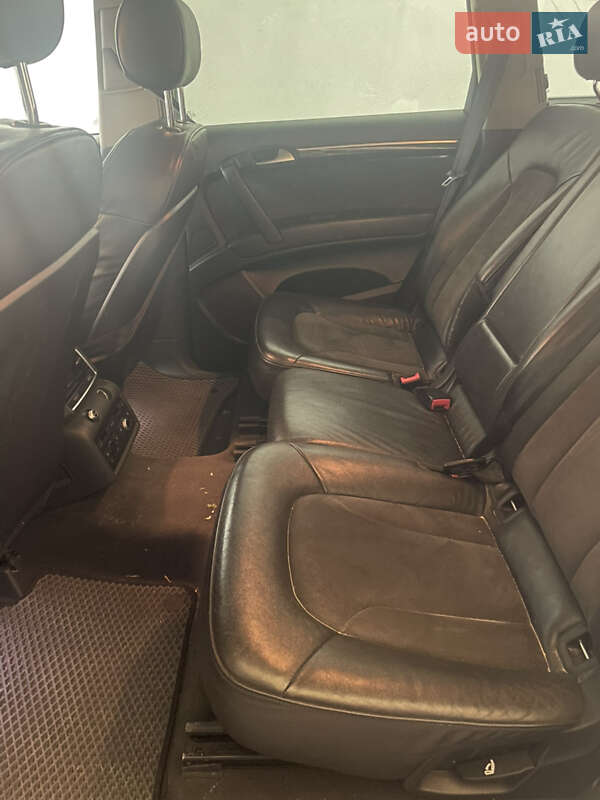 Внедорожник / Кроссовер Audi Q7 2011 в Киеве