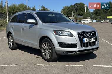 Внедорожник / Кроссовер Audi Q7 2011 в 