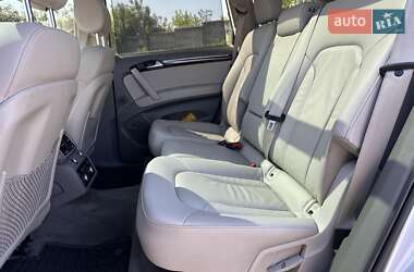 Внедорожник / Кроссовер Audi Q7 2011 в 