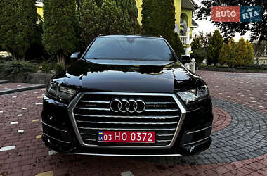 Внедорожник / Кроссовер Audi Q7 2018 в 