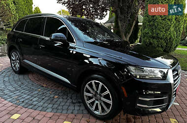 Внедорожник / Кроссовер Audi Q7 2018 в 