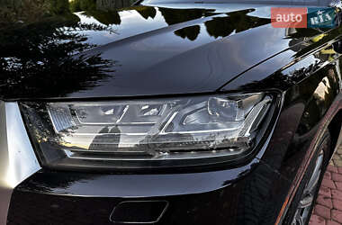 Внедорожник / Кроссовер Audi Q7 2018 в 